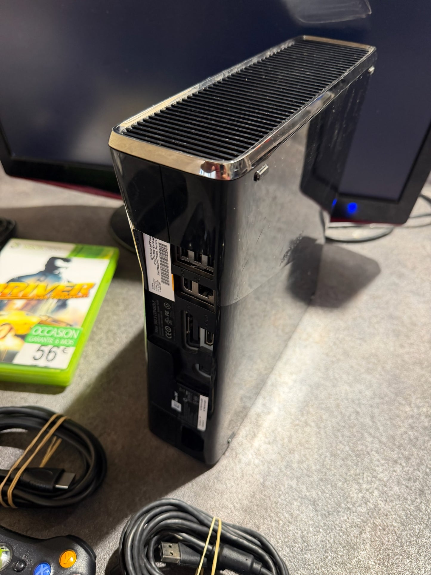 Console Xbox 360 + 2 manettes