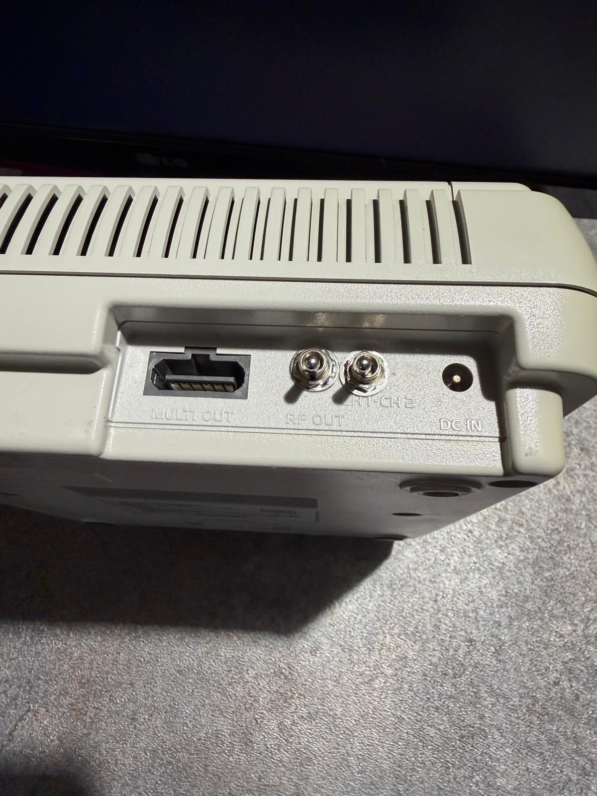 Console Super Nintendo Famicom japonaise + 2 manettes