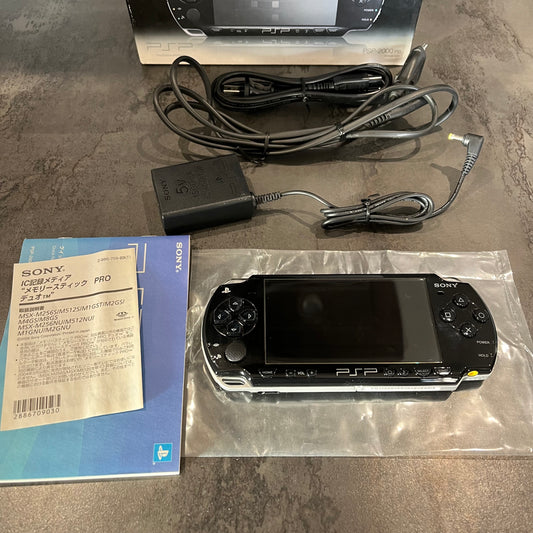 Console PSP Piano Black (PSP-2000) japonaise