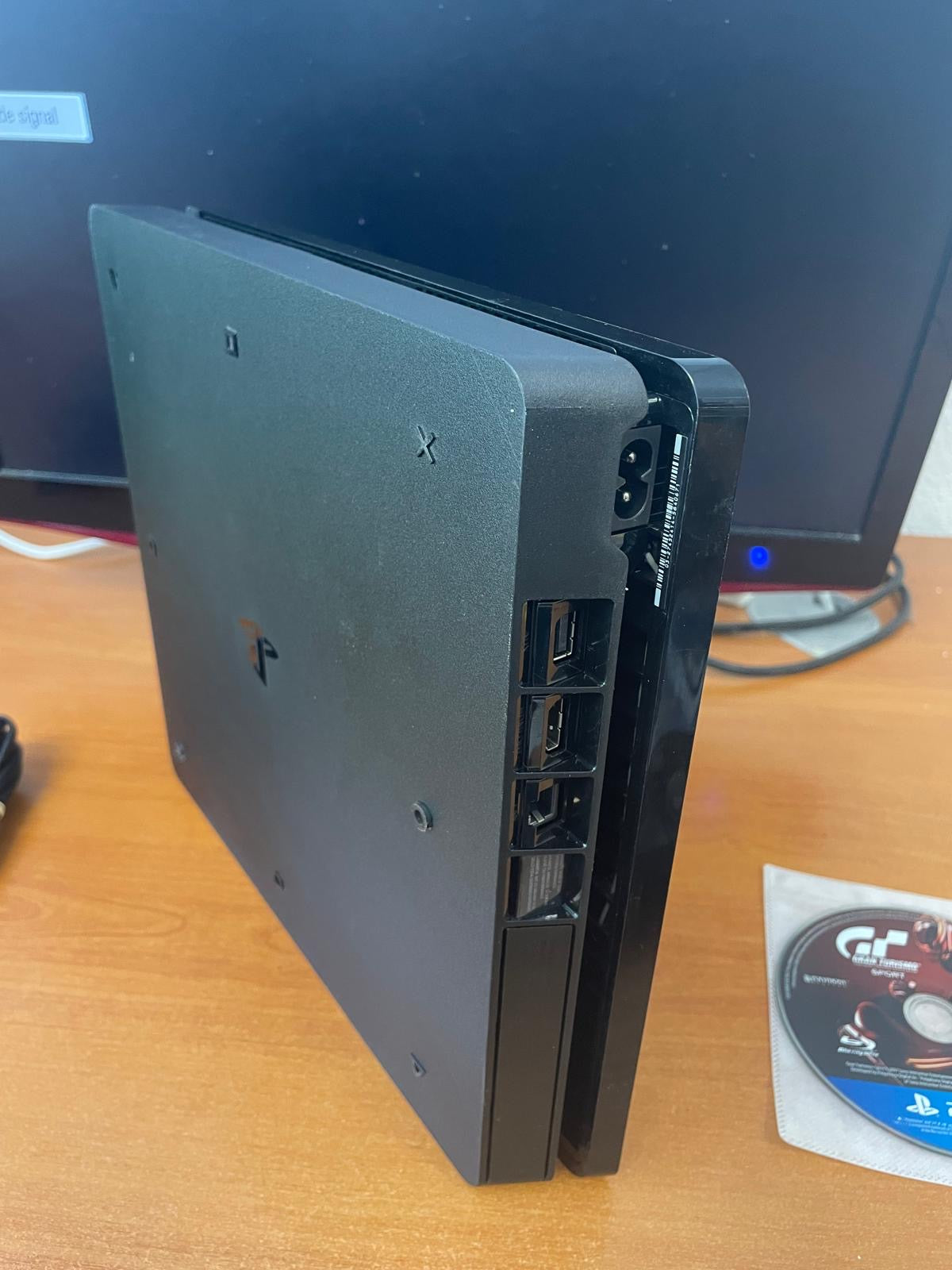 Console PS4 Slim 1 To Final Fantasy XV + 2 manettes