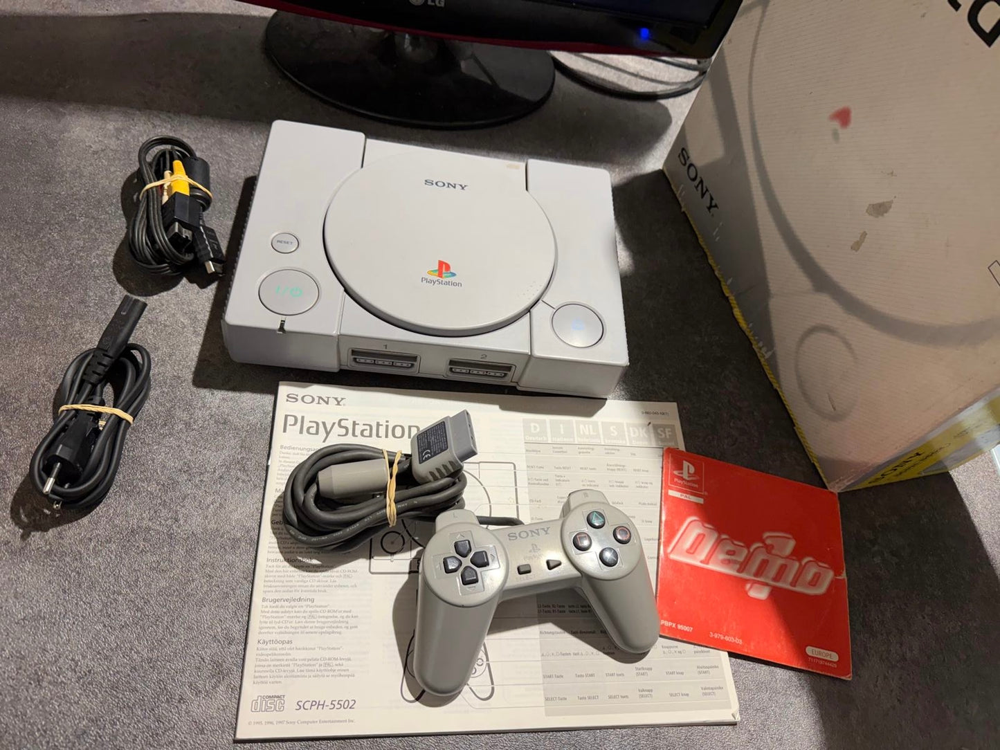 Console ps1 en boîte