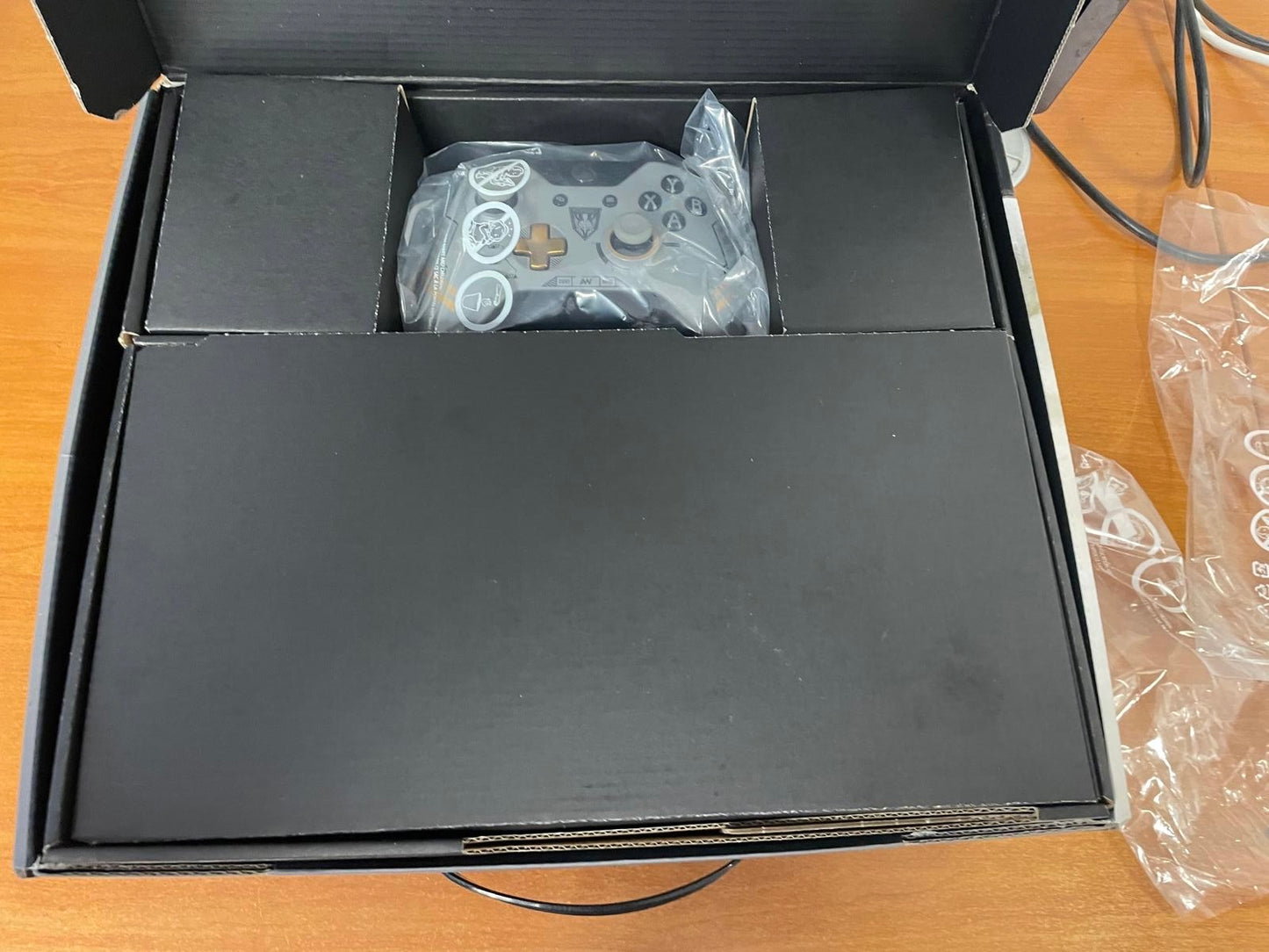 Console Xbox One Call of Duty en boîte
