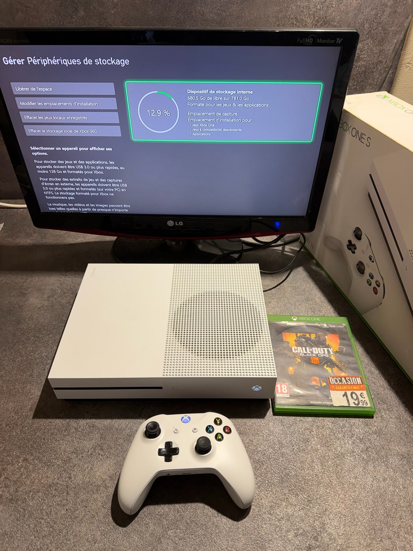 Console Xbox One S 1 To en boîte