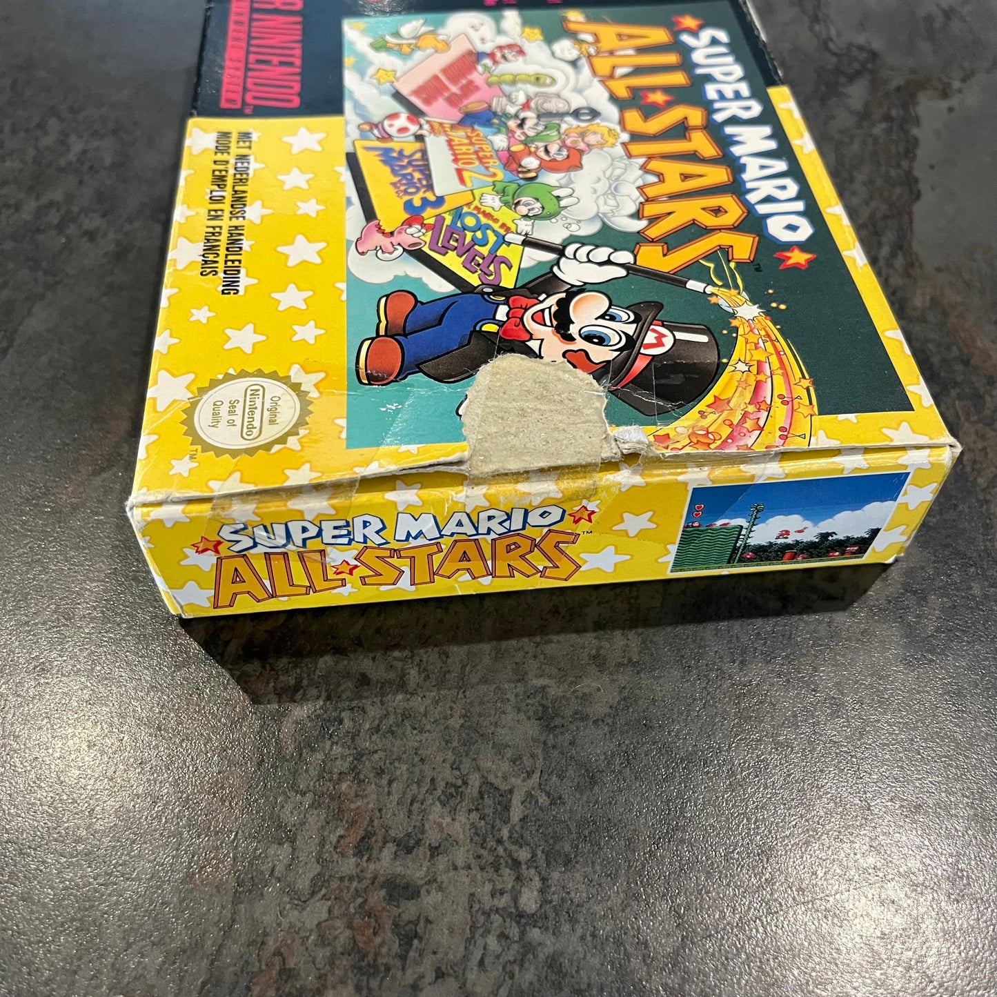 Super Mario All-Stars Super Nintendo en boîte