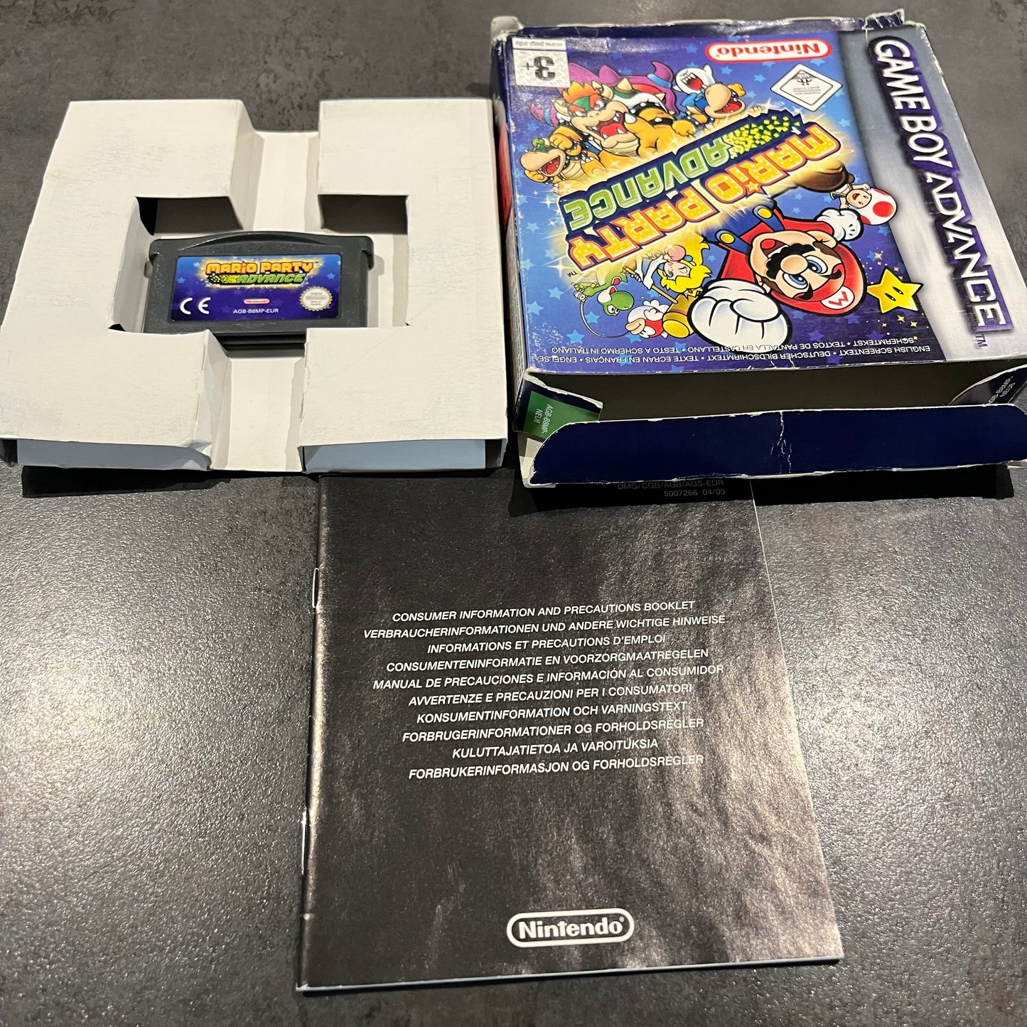 Mario Party Advance en boîte