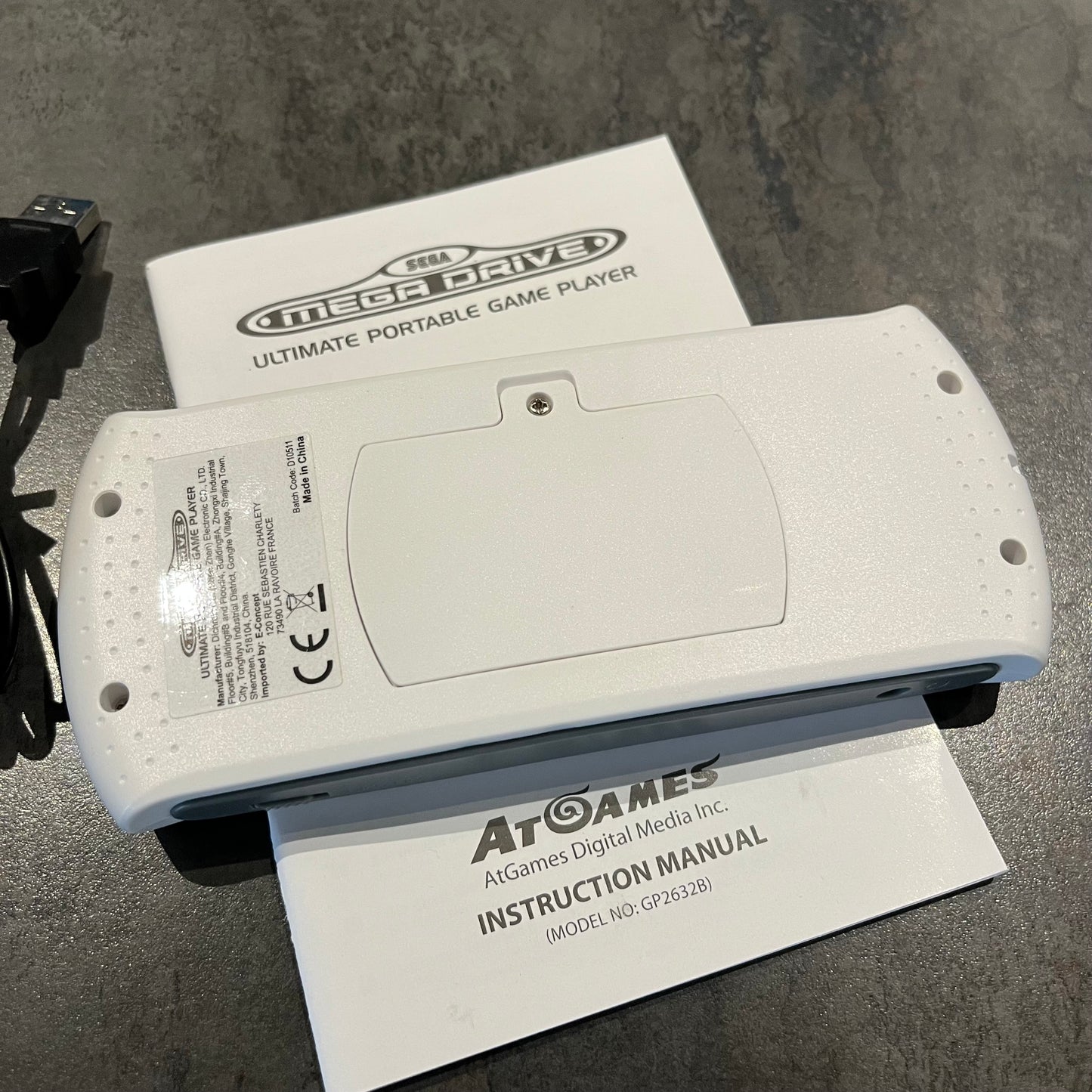 console Mega Drive Ultimate Portable