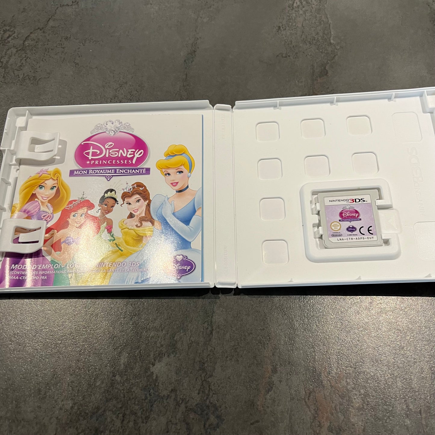 Disney Princesses Mon Royaume Enchanté 3DS