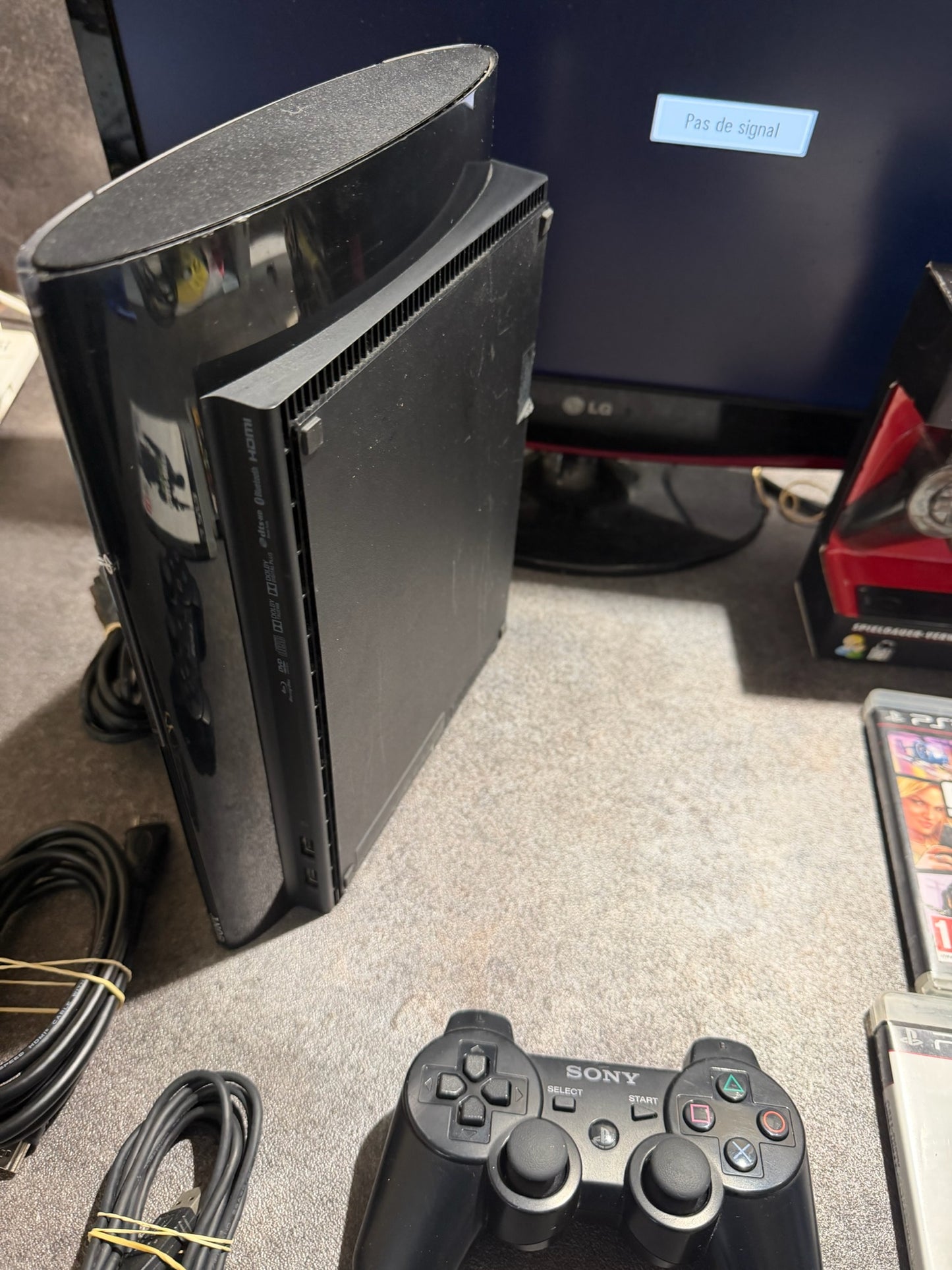 Console ps3 ultra slim + 2 manettes