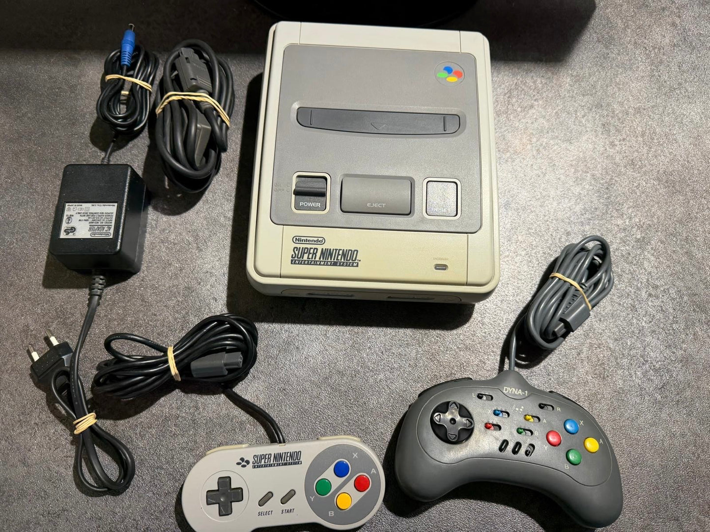 Console super Nintendo + 2 manettes