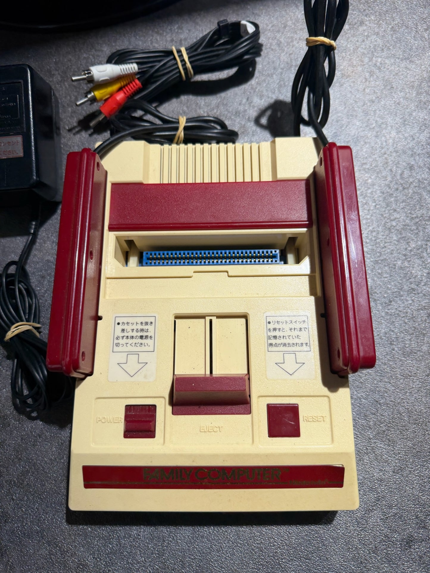Console NES Famicom (Family Computer)