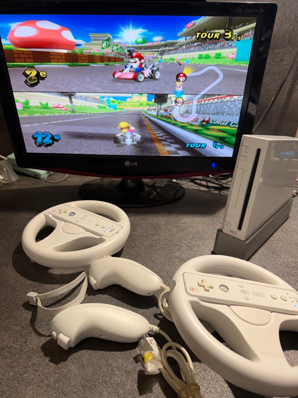 Console Wii + Mario Kart HDMI