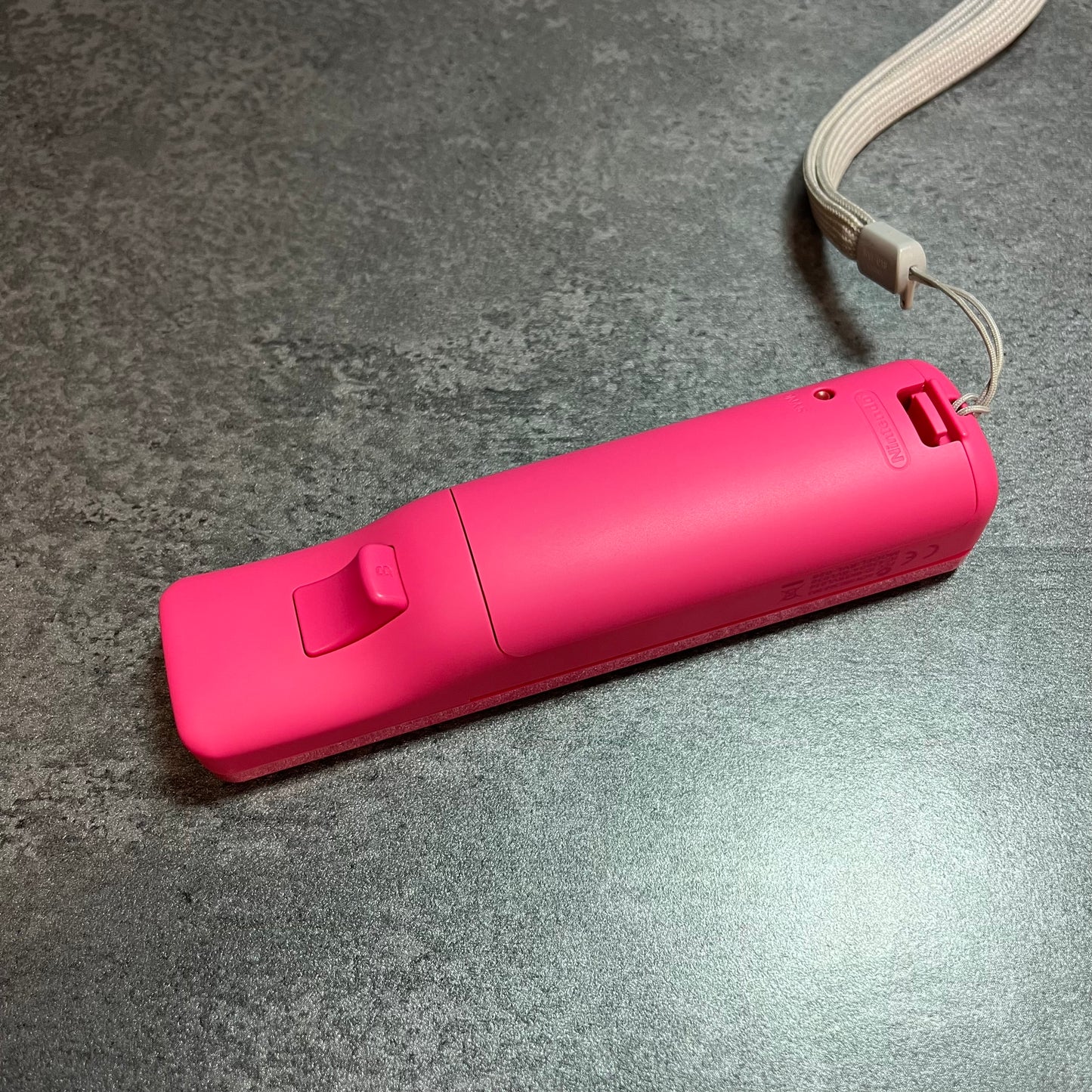 Manette Wii rose officielle