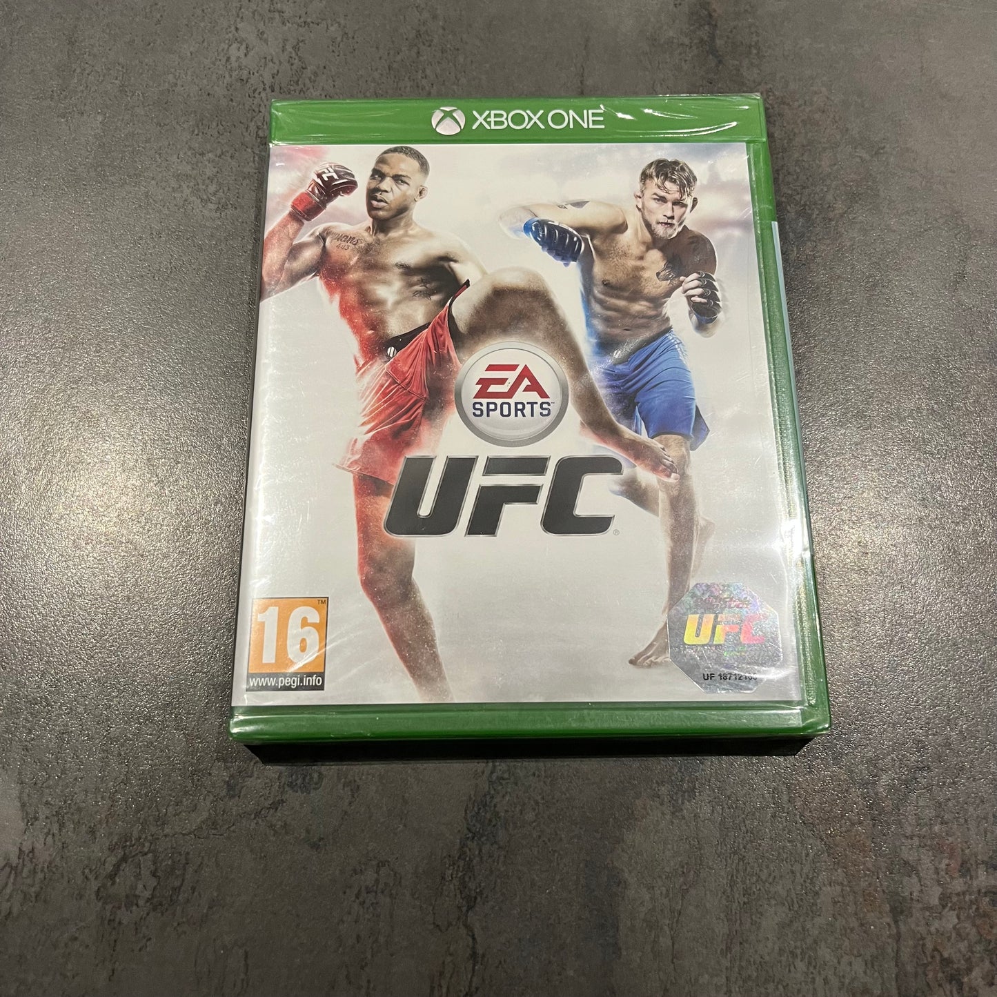 UFC Xbox One neuf