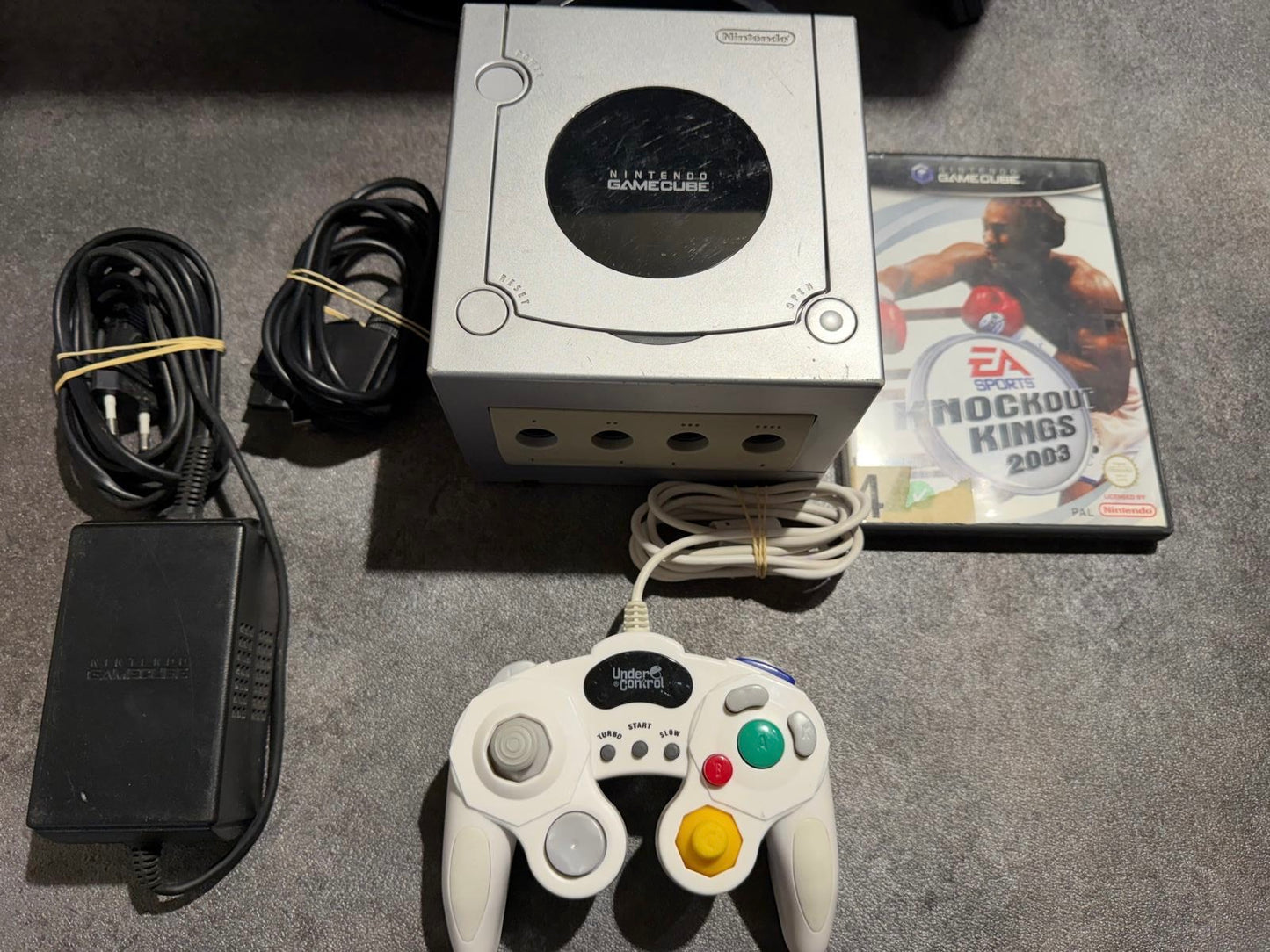 Console GameCube grise
