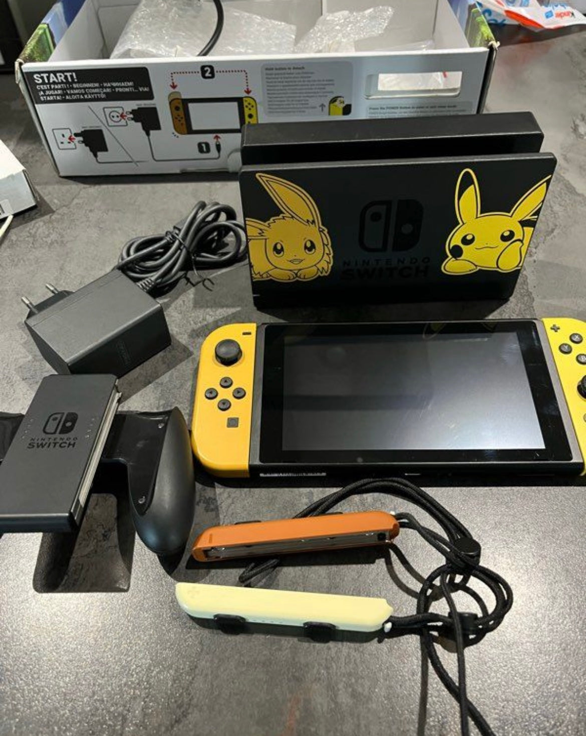Console Nintendo Switch Pokémon Let’s Go Pikachu – Édition spéciale