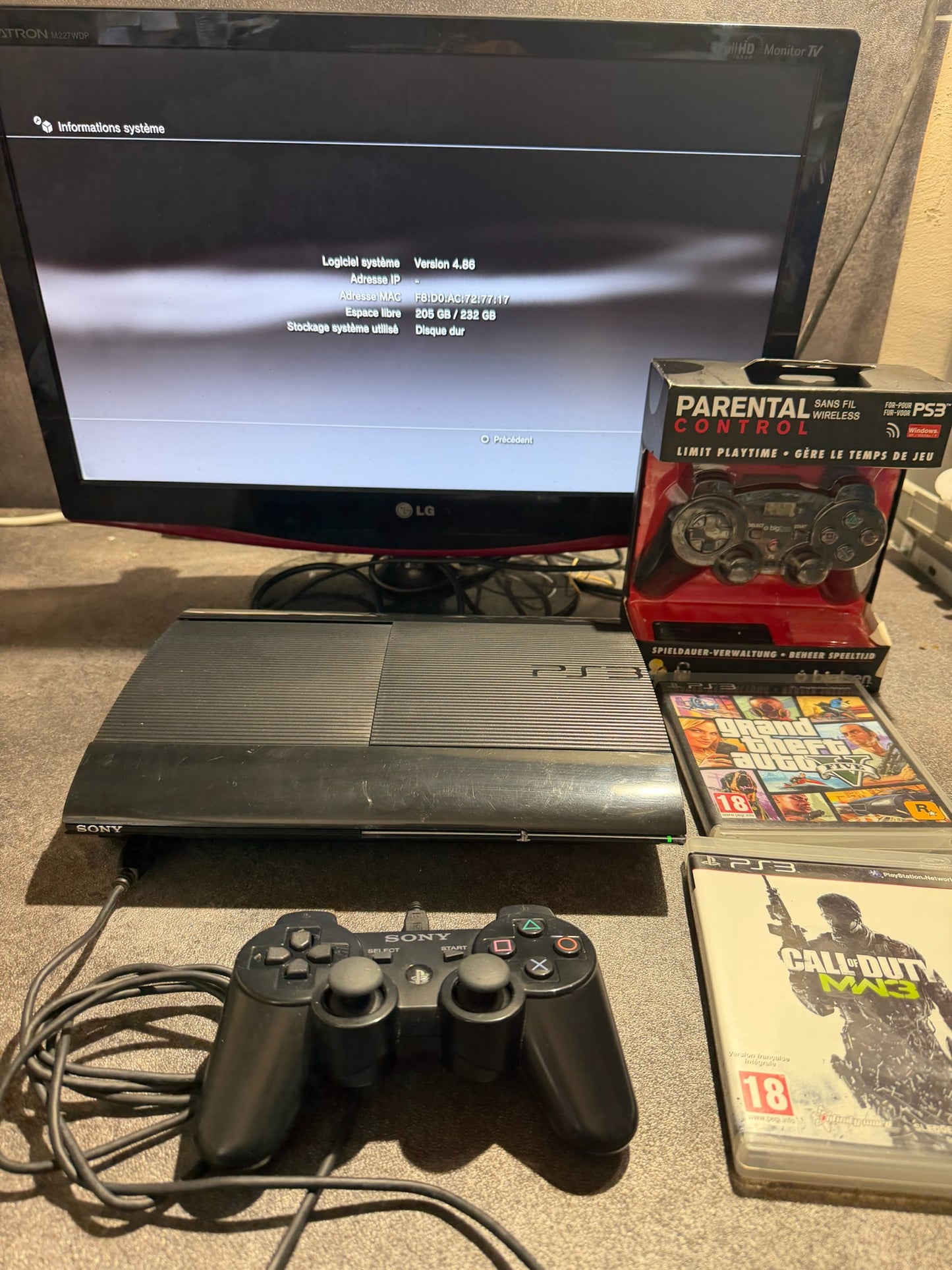 Console ps3 ultra slim + 2 manettes