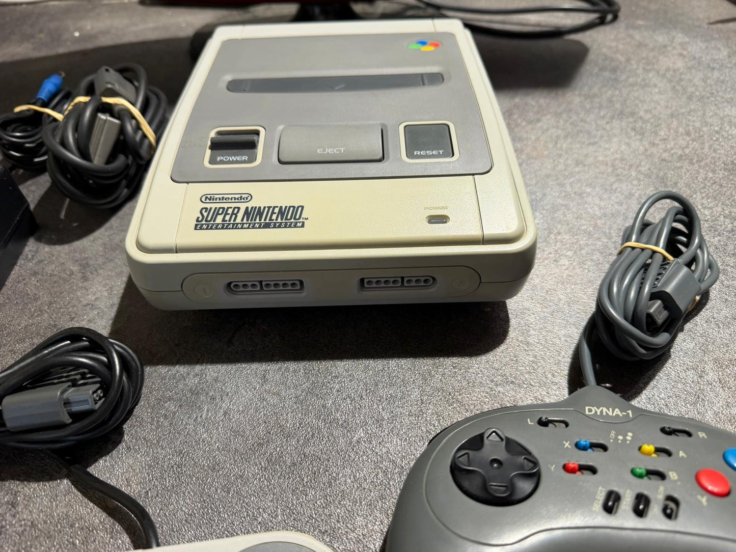 Console super Nintendo + 2 manettes