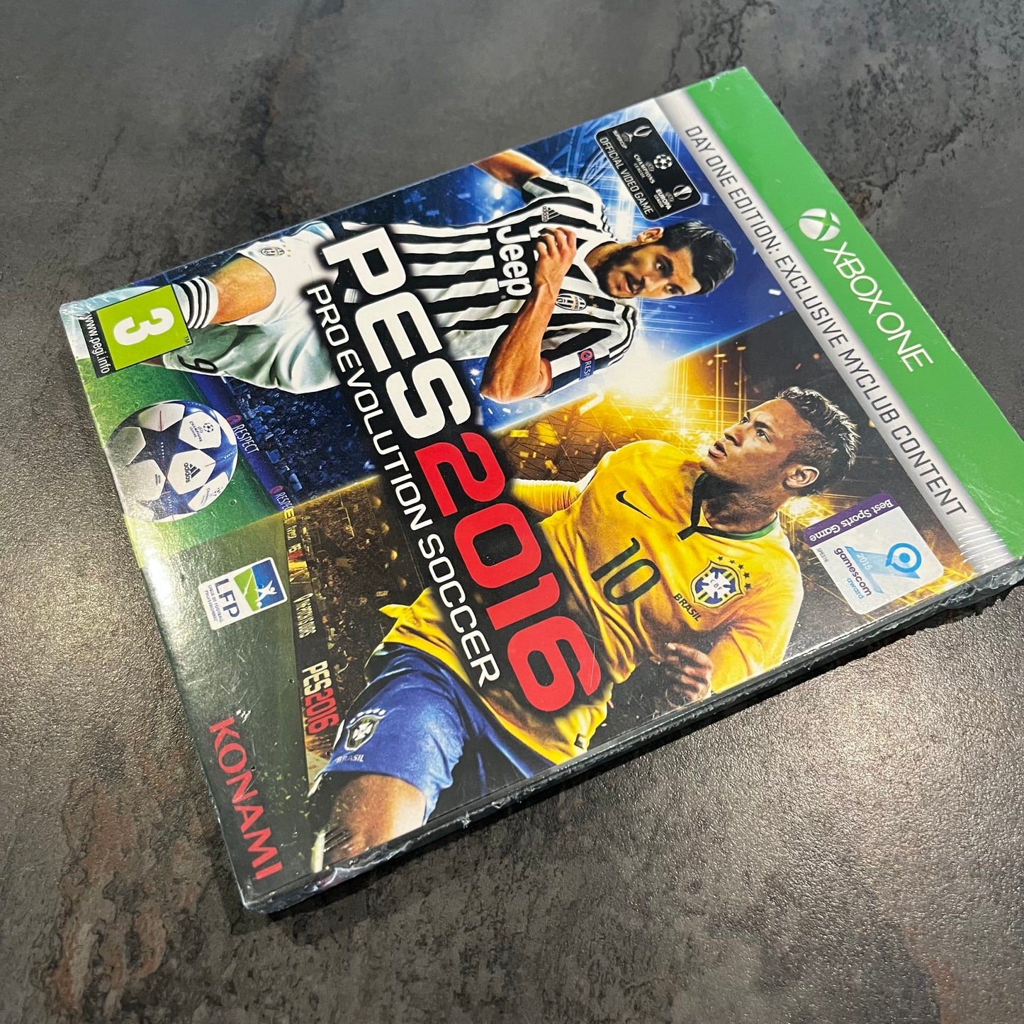 PES 2016 Xbox One neuf