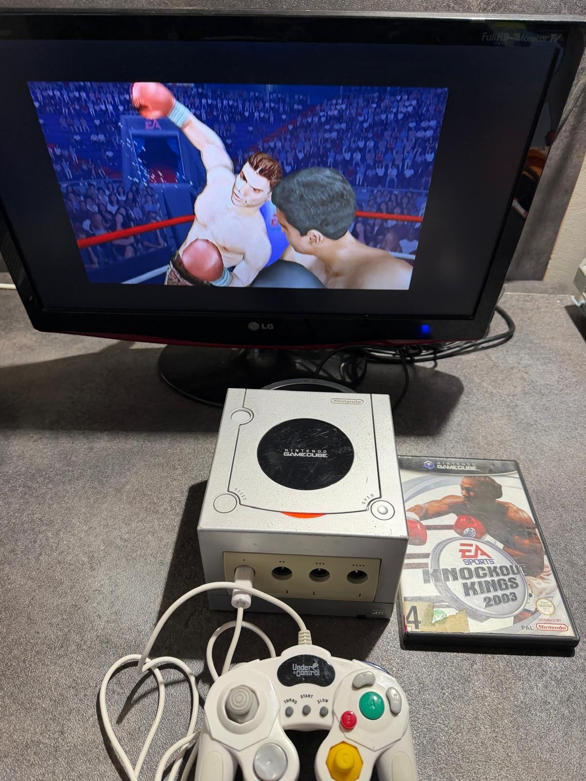 Console GameCube grise