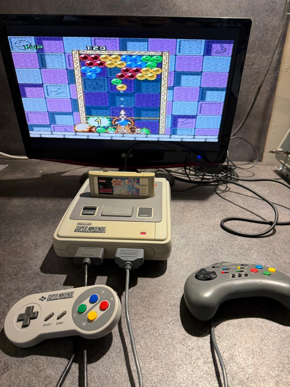 Console super Nintendo + 2 manettes