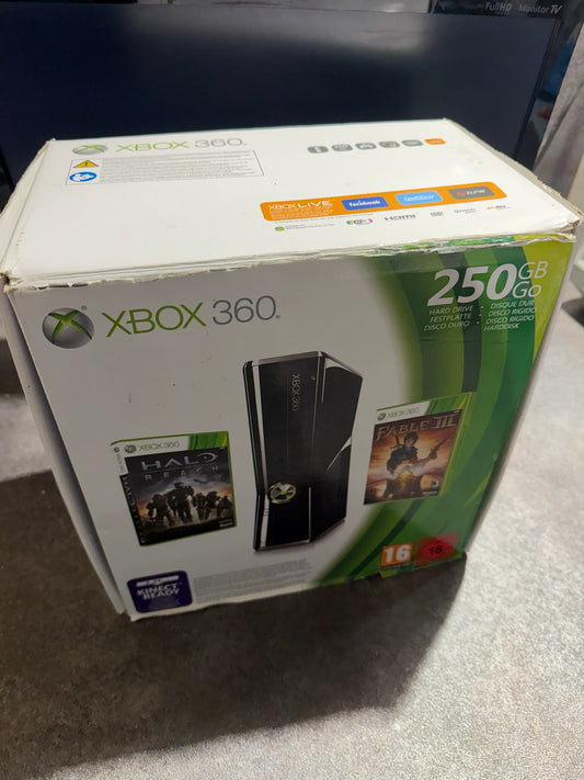 Console Xbox 360 250 Go en boîte