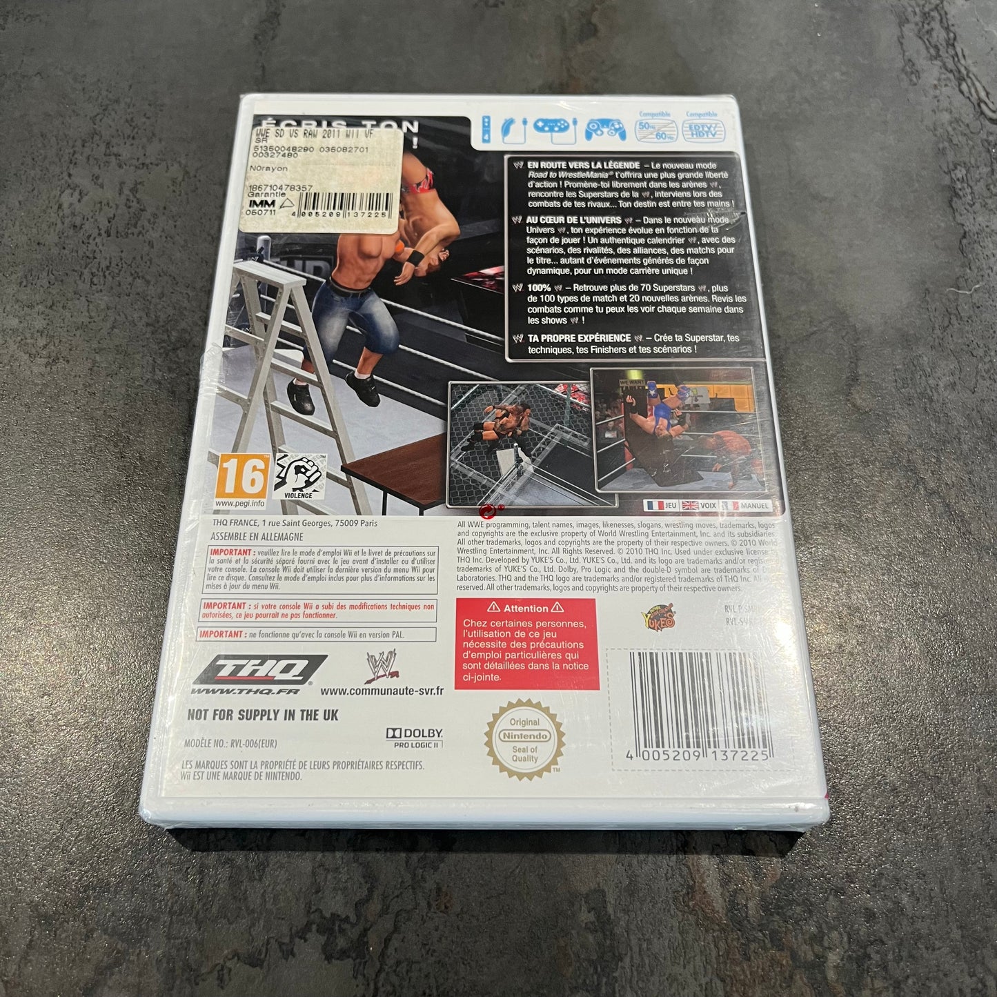 WWE SmackDown vs Raw 2011 wii neuf