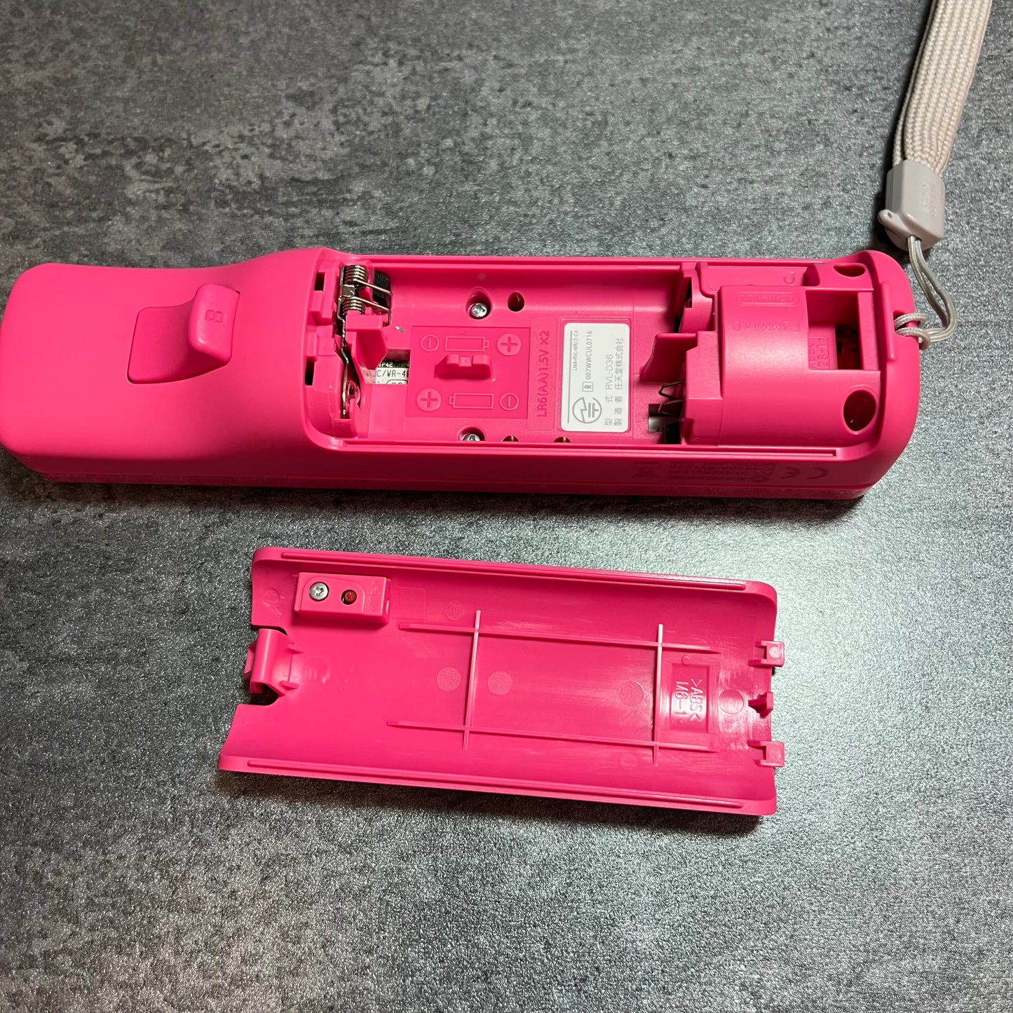 Manette Wii rose officielle