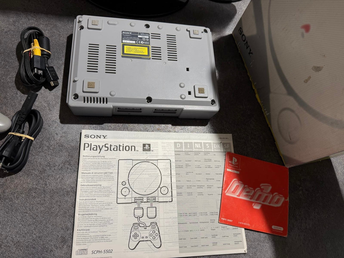 Console ps1 en boîte