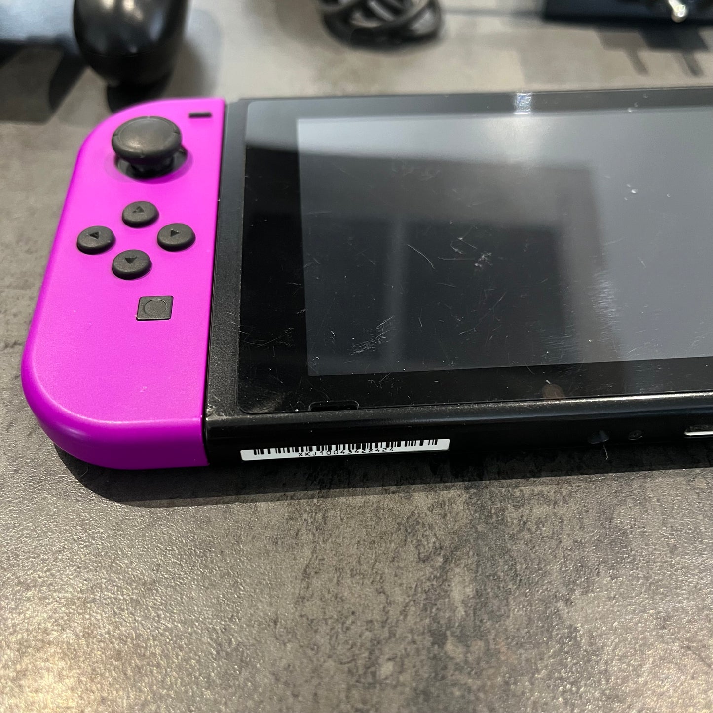 Console Switch édition Pokémon ( bien lire )