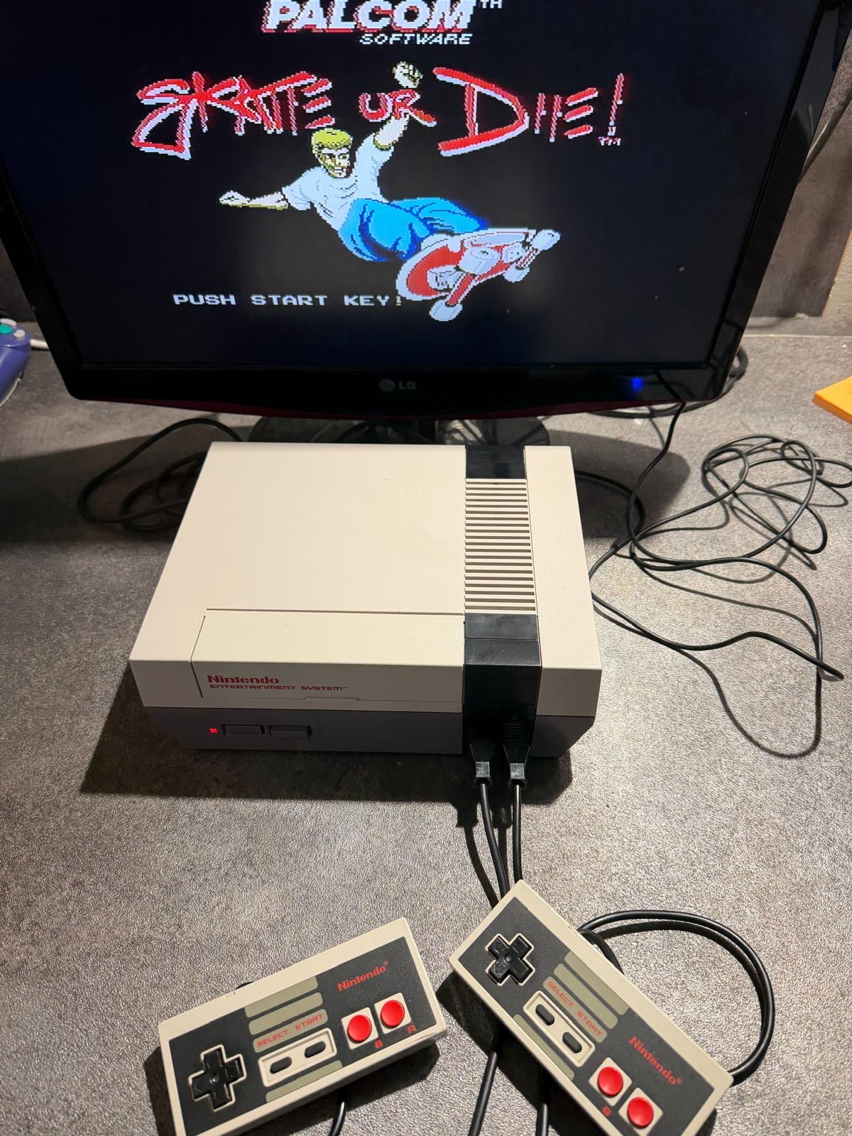 Console NES + 2 manettes