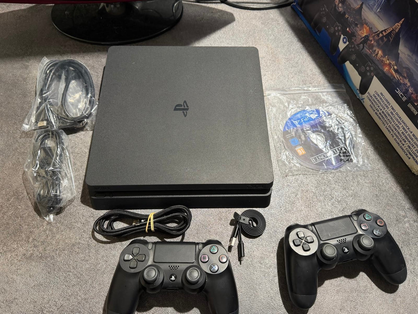 Console PS4 Star Wars Battlefront 2 en boîte