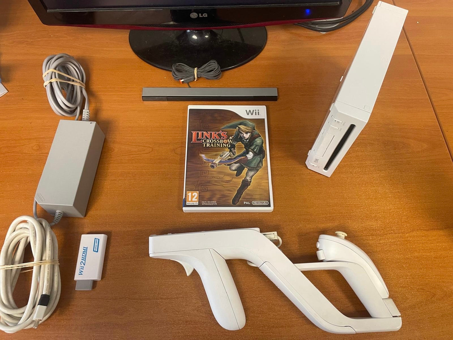 Console Wii + Link’s Crossbow Training