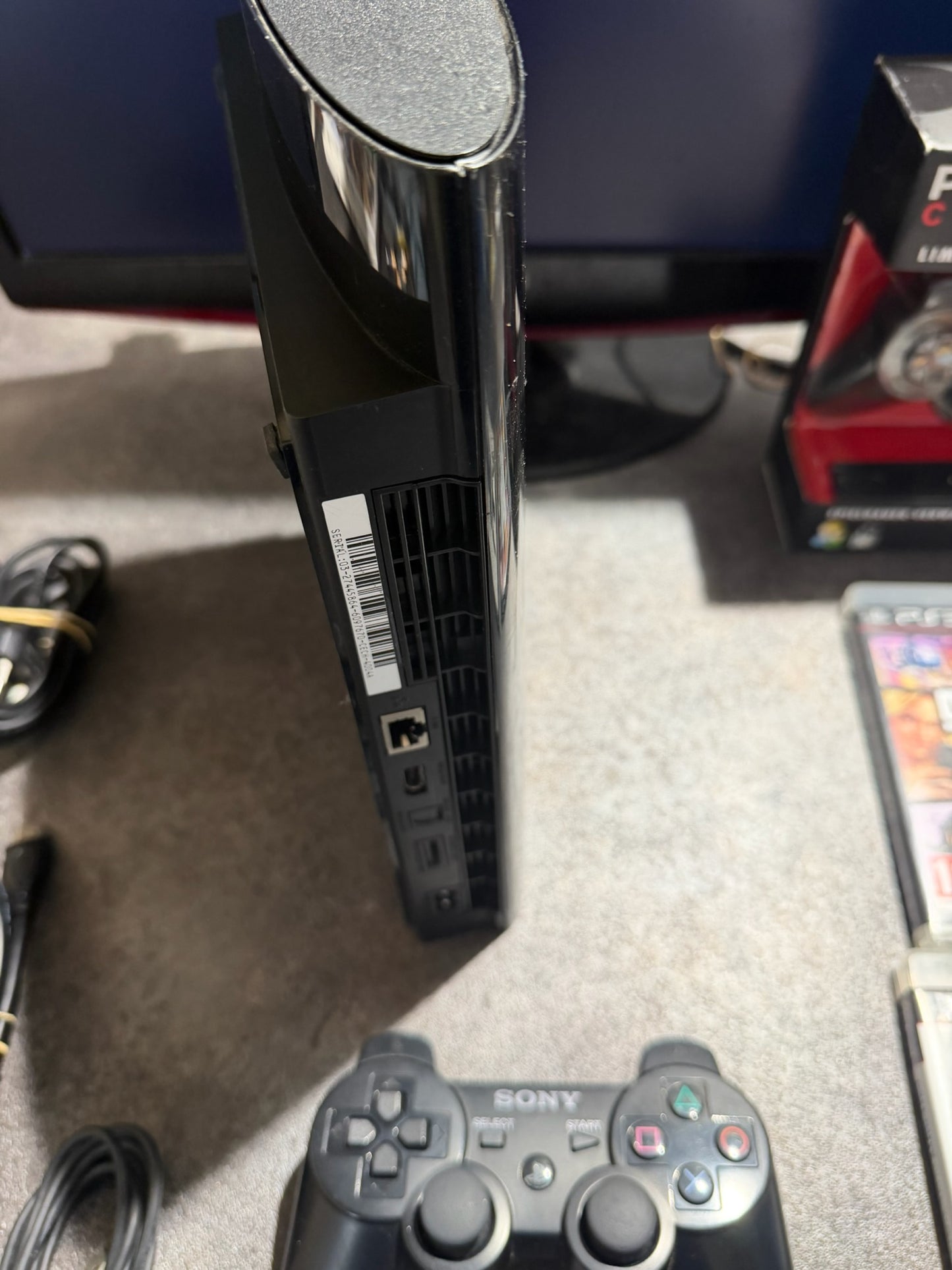 Console ps3 ultra slim + 2 manettes