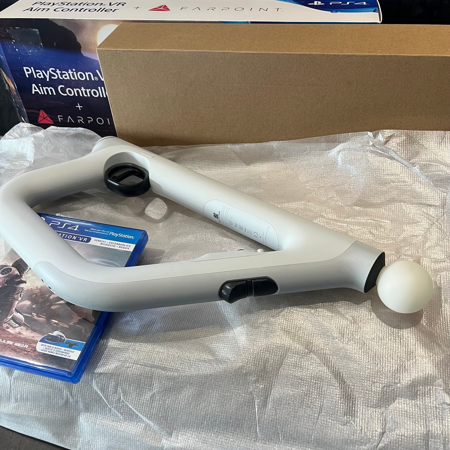 PlayStation VR Aim Controller + Farpoint PS4