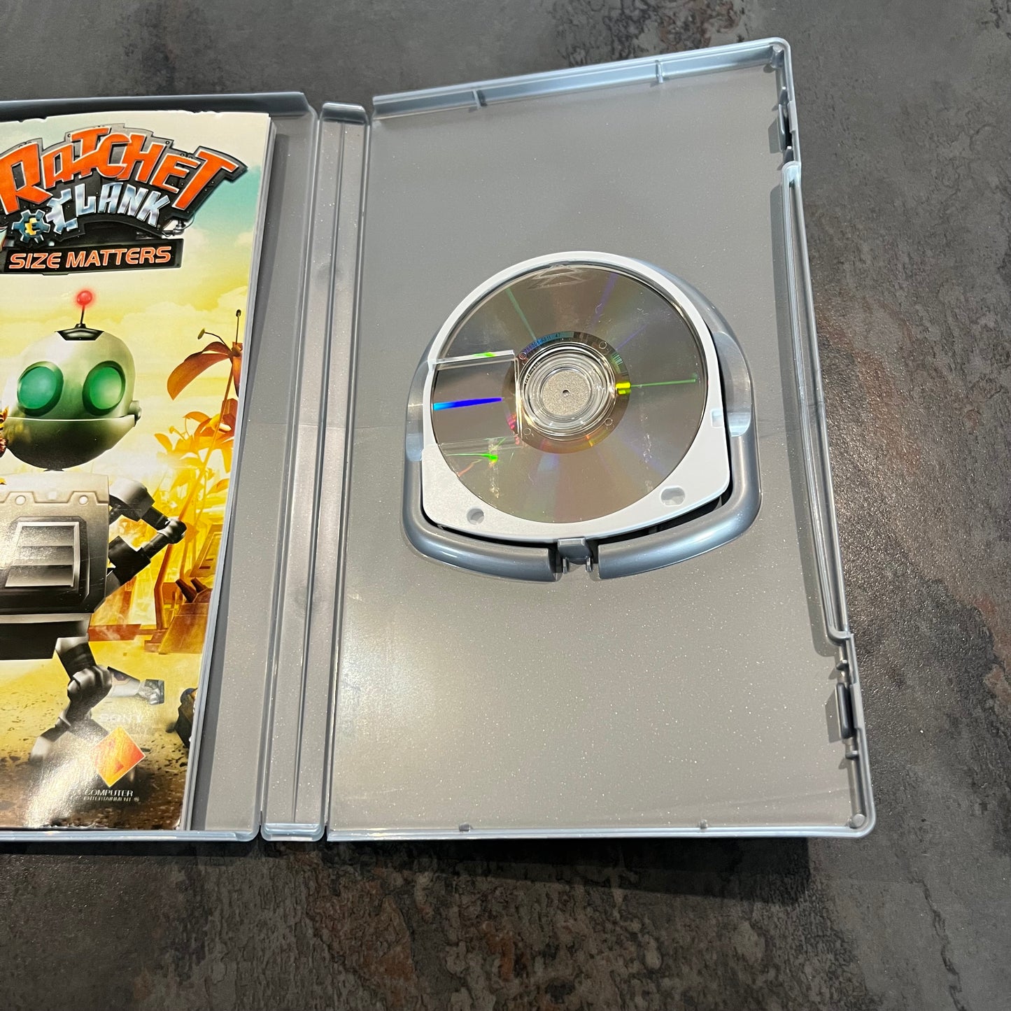 Ratchet & Clank Size Matters PSP