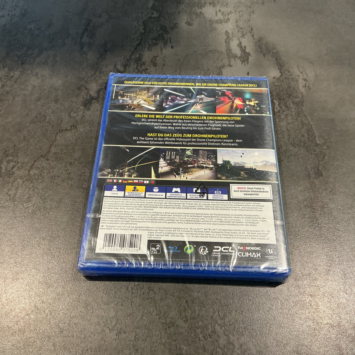 DCL The Game PS4 neuf